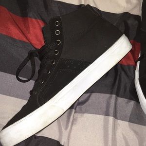 lakai mid tops